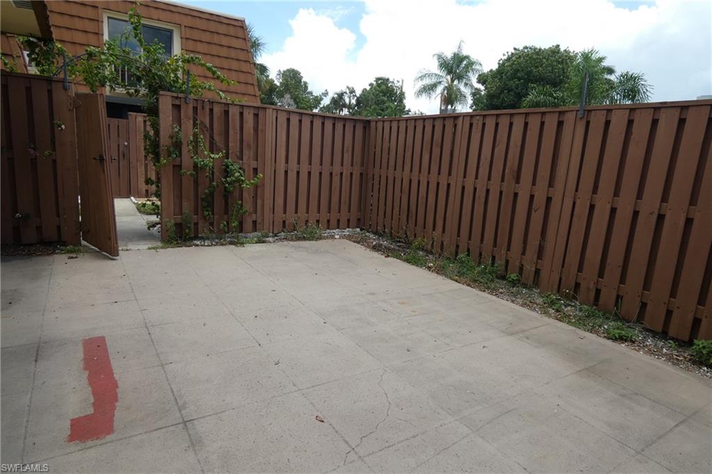 5235 Cedarbend Dr 4 Property Photo 16