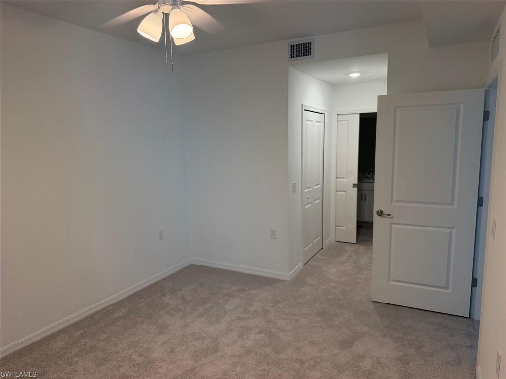 18411 Copperhead Ct N 332 Property Photo 4
