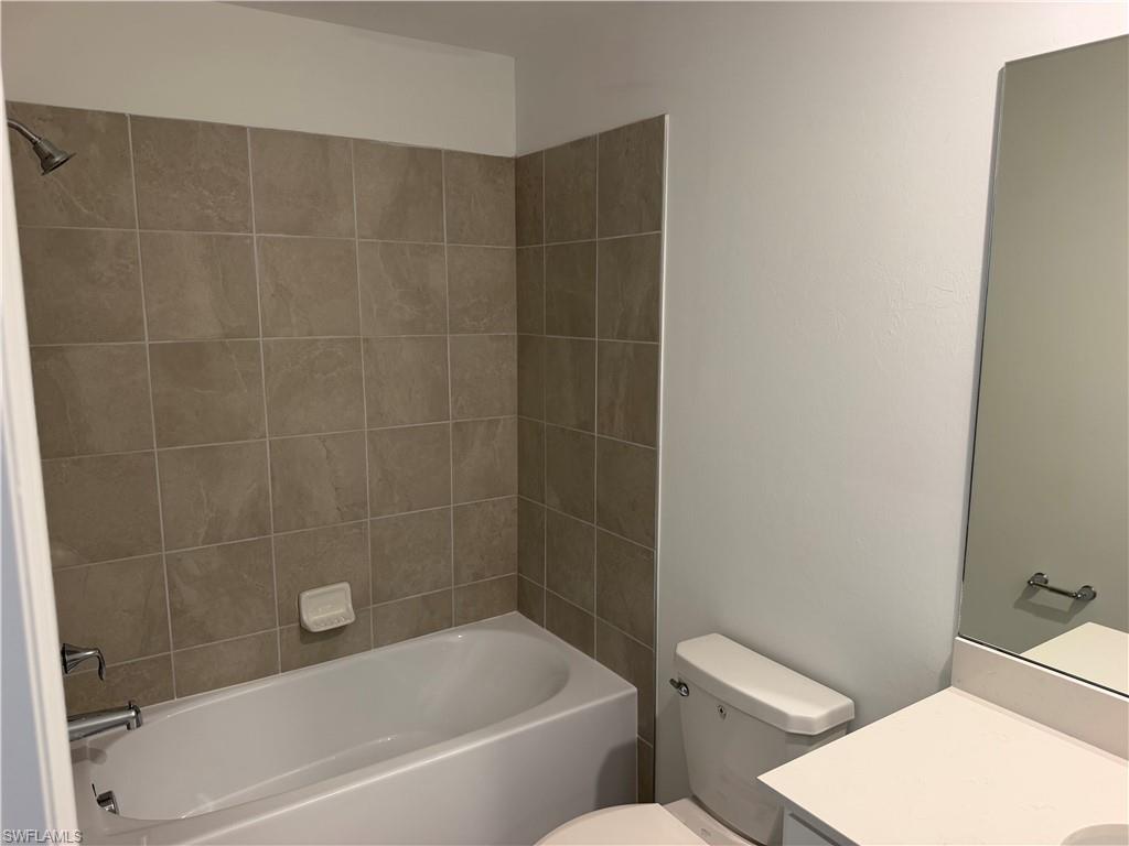 18411 Copperhead Ct N 332 Property Photo 15