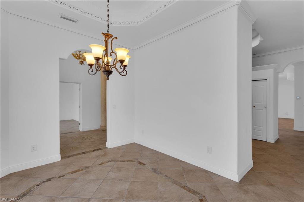 3705 Kilarney St Property Photo 10
