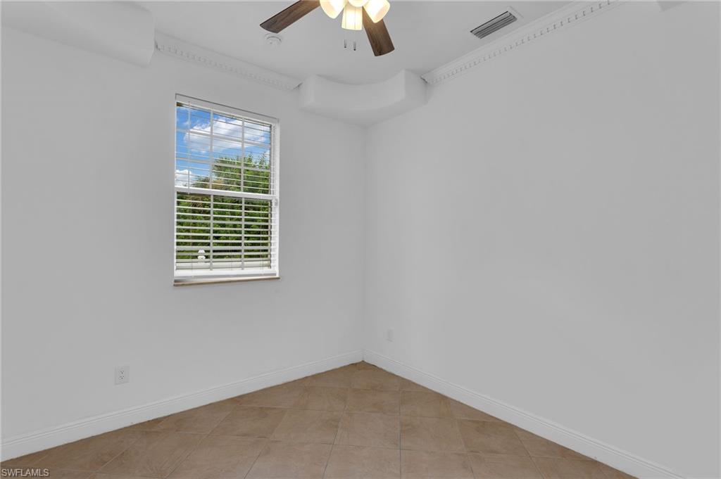 3705 Kilarney St Property Photo 22