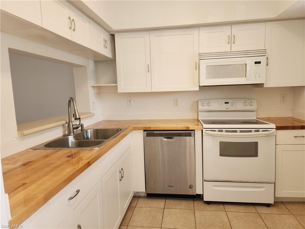 8416 Bernwood Cove Loop 1612 Property Photo 7