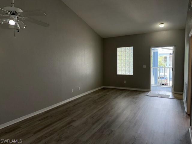 8424 Bernwood Cove Loop 1510 Property Photo 2