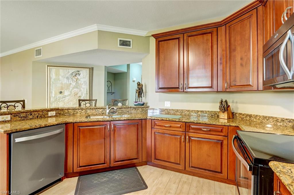 1750 Concordia Lake Cir 101 Property Photo 2
