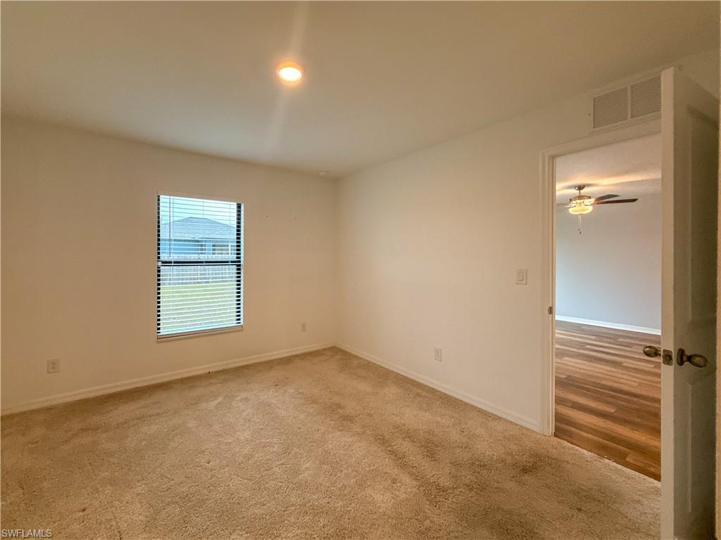 3010 Ne 6th Pl Property Photo 11