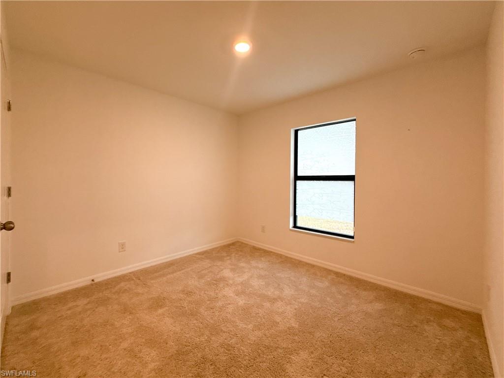 3010 Ne 6th Pl Property Photo 15