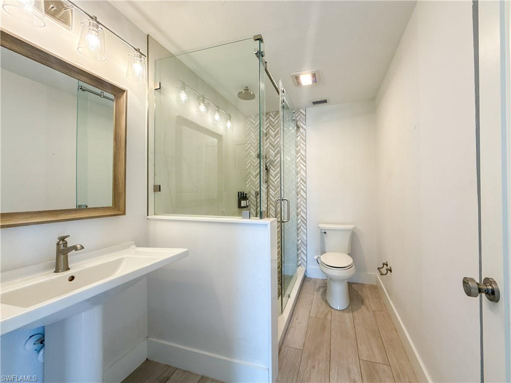2846 Arbutus St C2 Property Photo 12