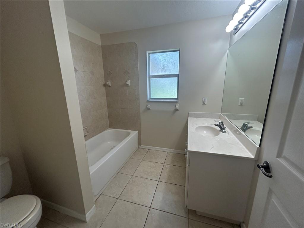 2832 Nw 4th Ter Property Photo 9