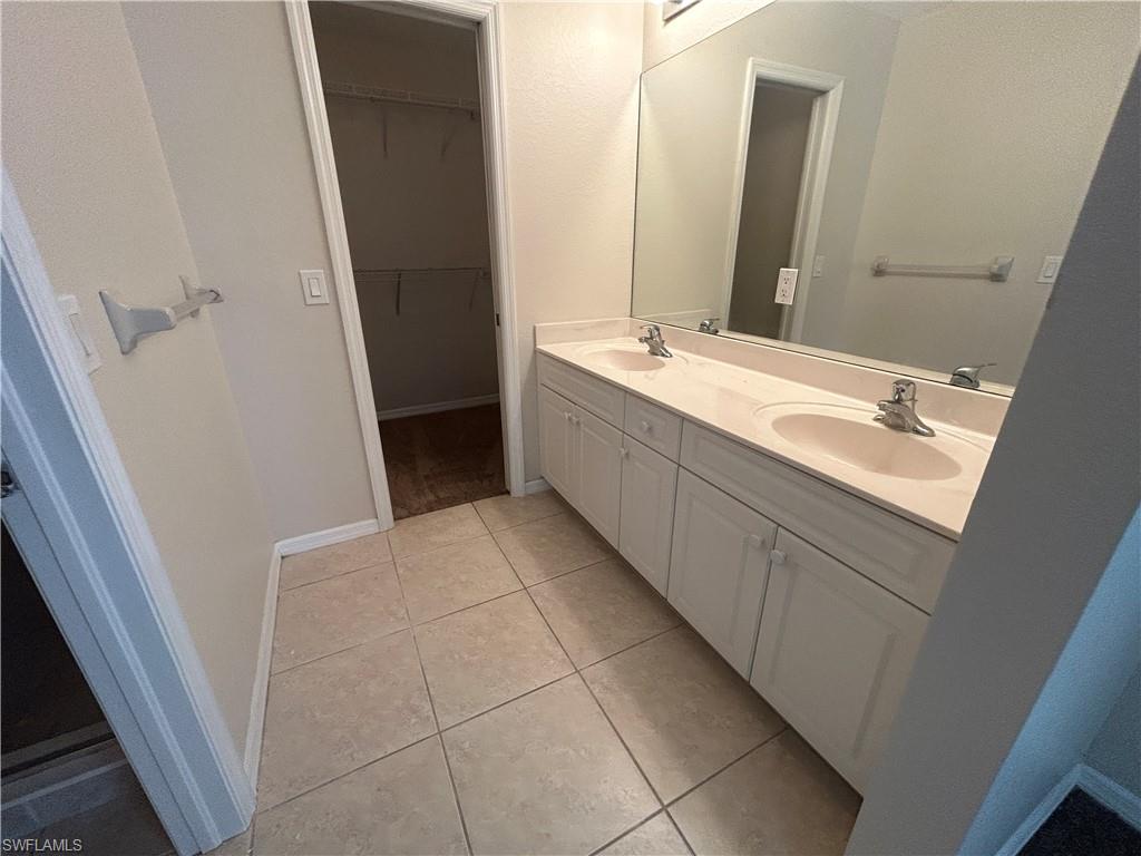 2832 Nw 4th Ter Property Photo 12