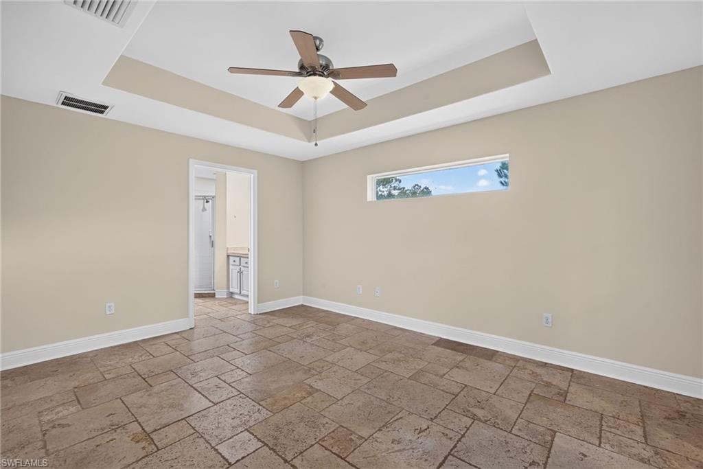1235 Cloplon St E Property Photo 19