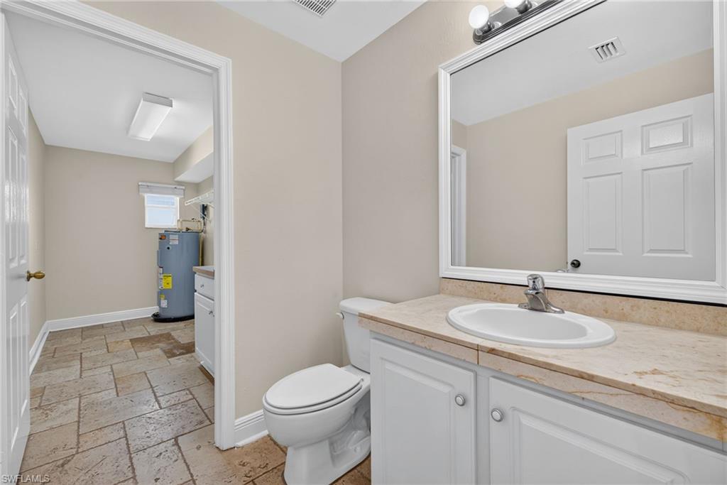 1235 Cloplon St E Property Photo 27