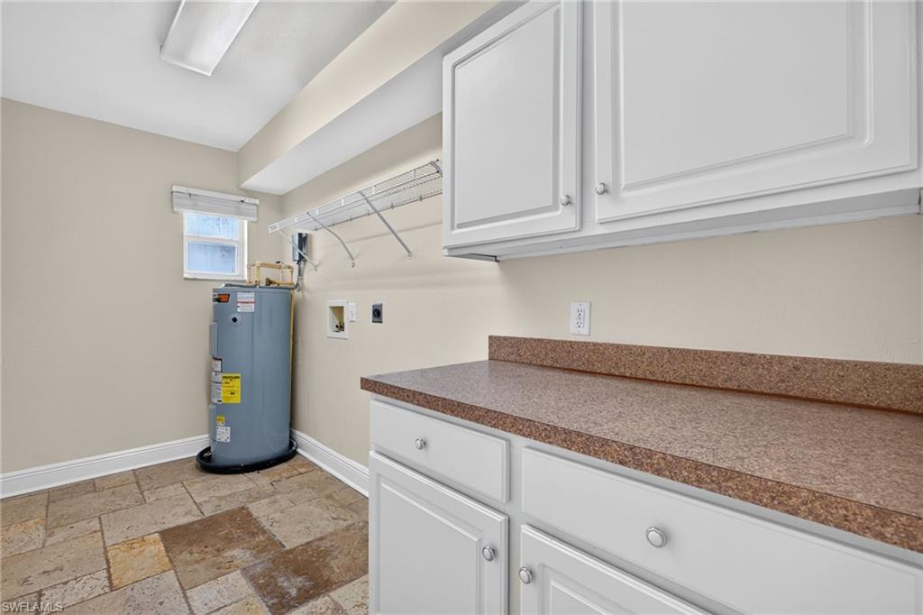 1235 Cloplon St E Property Photo 28