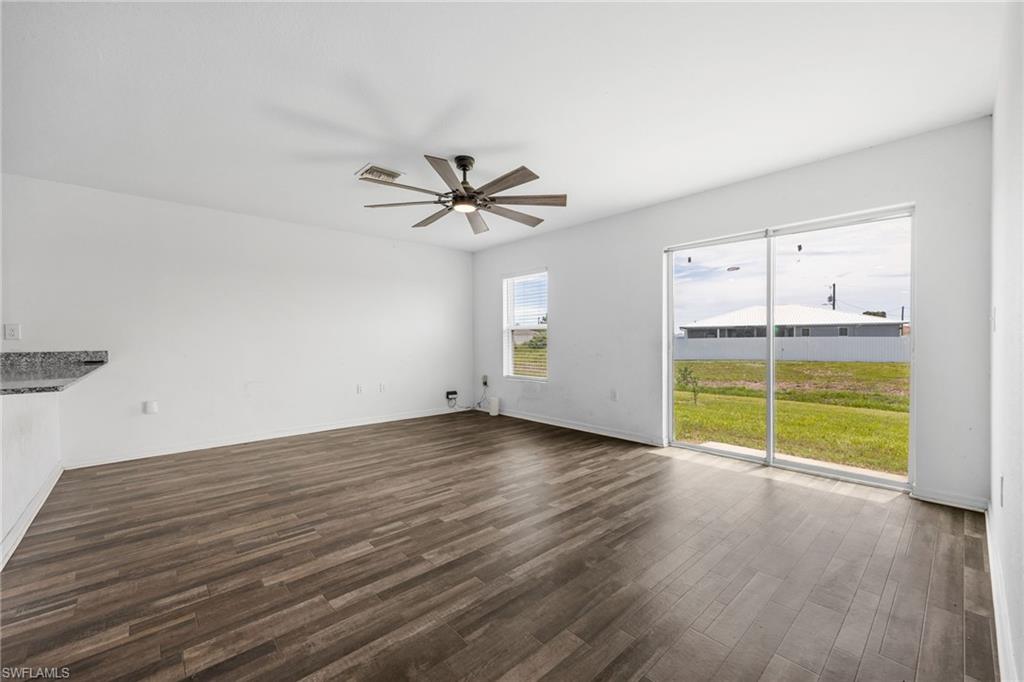 8043 Mangrove Cir Property Photo 6