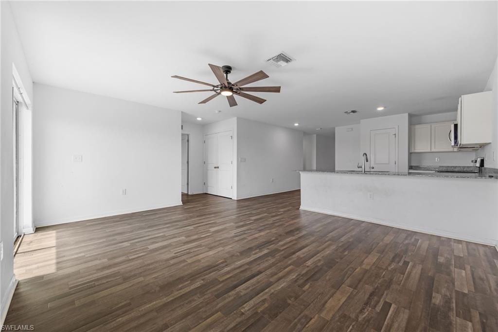 8043 Mangrove Cir Property Photo 9