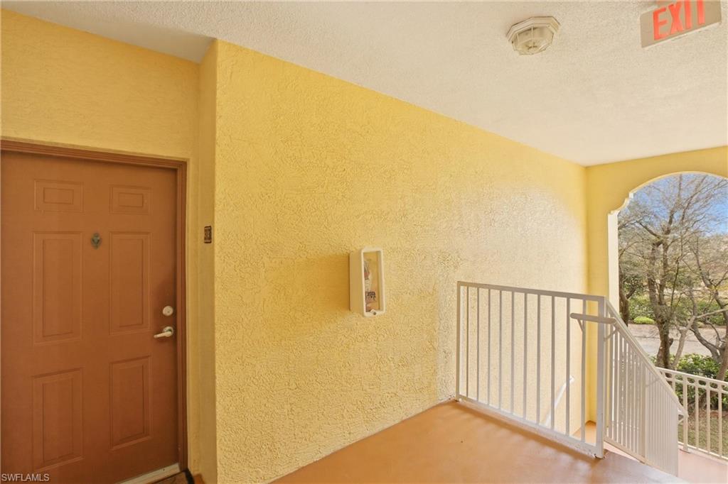 15590 Ocean Walk Cir 313 Property Photo 2