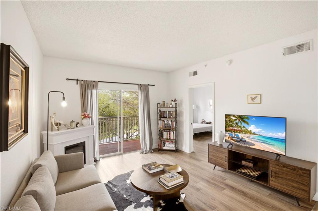 15590 Ocean Walk Cir 313 Property Photo 9