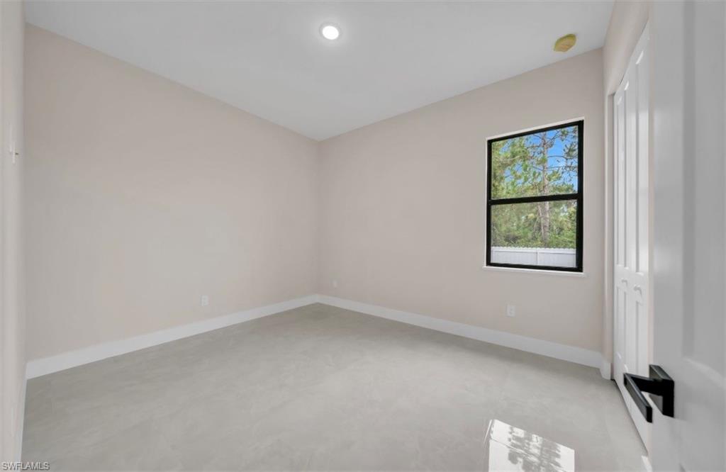 1116 Cherry St E Property Photo 25