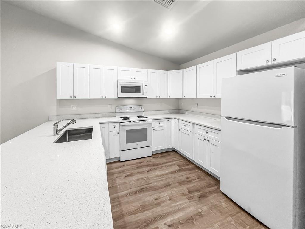 745 Harry Ave S Property Photo 1