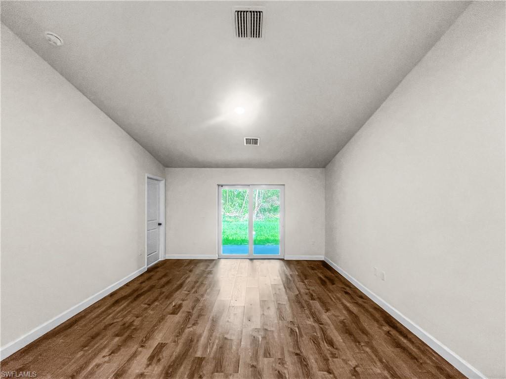 745 Harry Ave S Property Photo 7