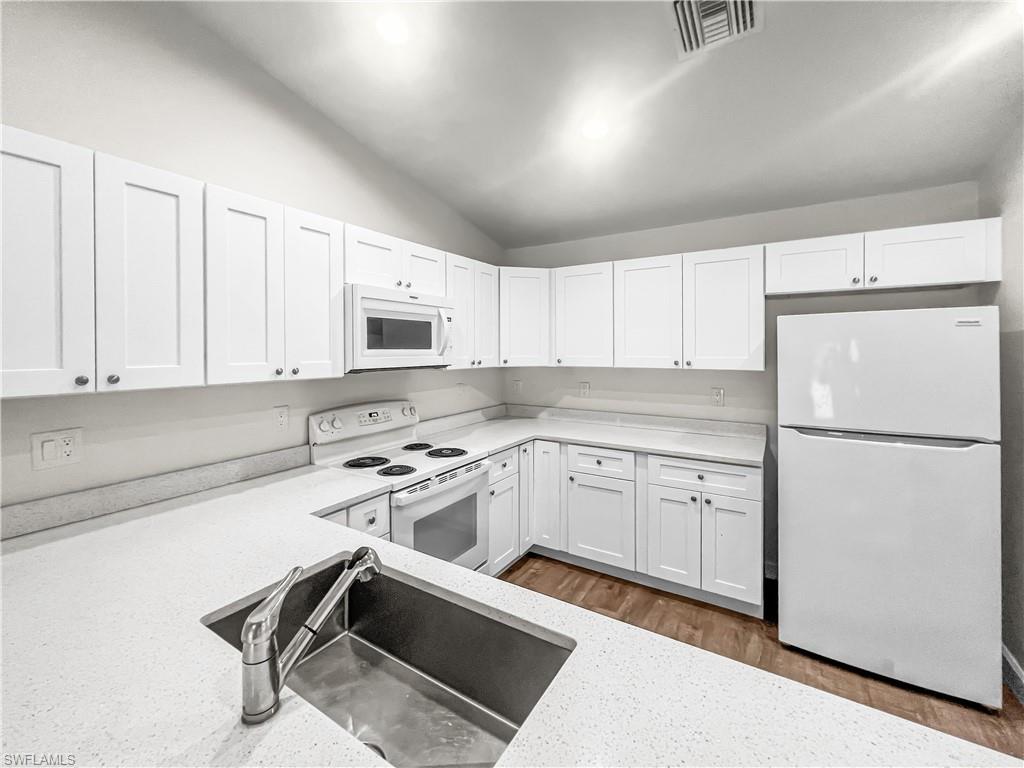 745 Harry Ave S Property Photo 11