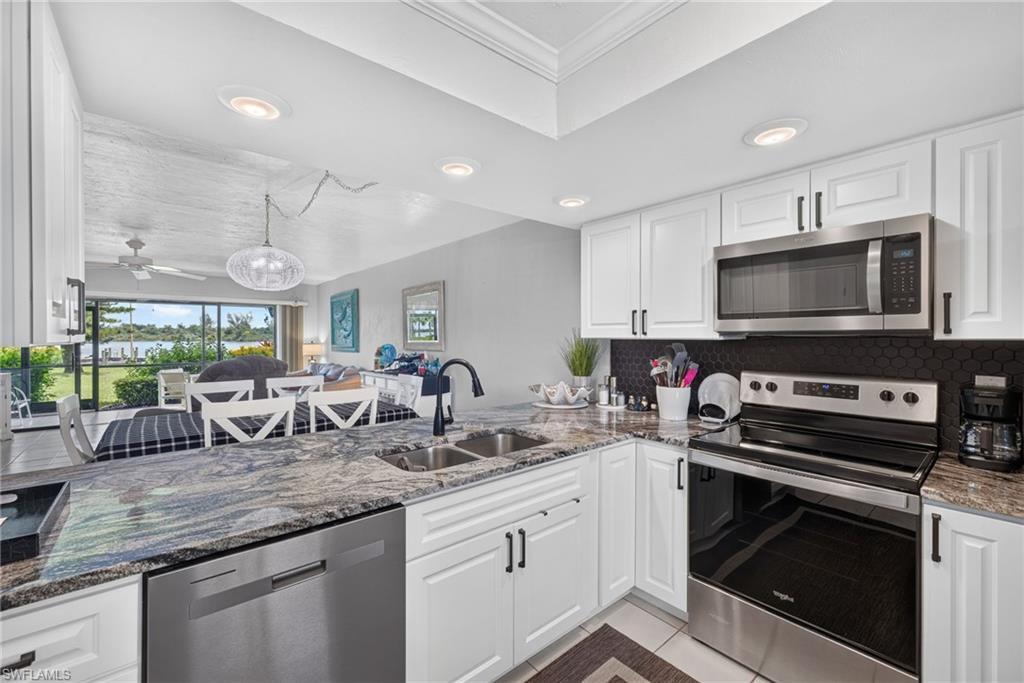 16050 Bay Pointe Blvd 106 Property Photo 2