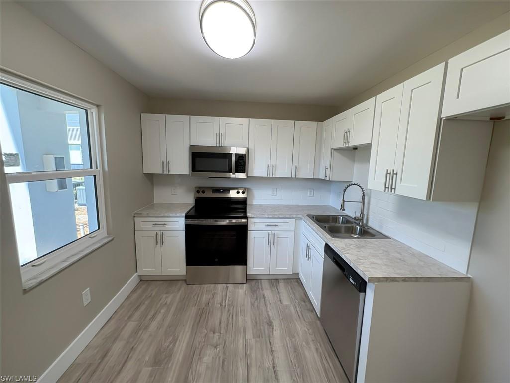 1740 Pine Valley Dr 115 Property Photo 4