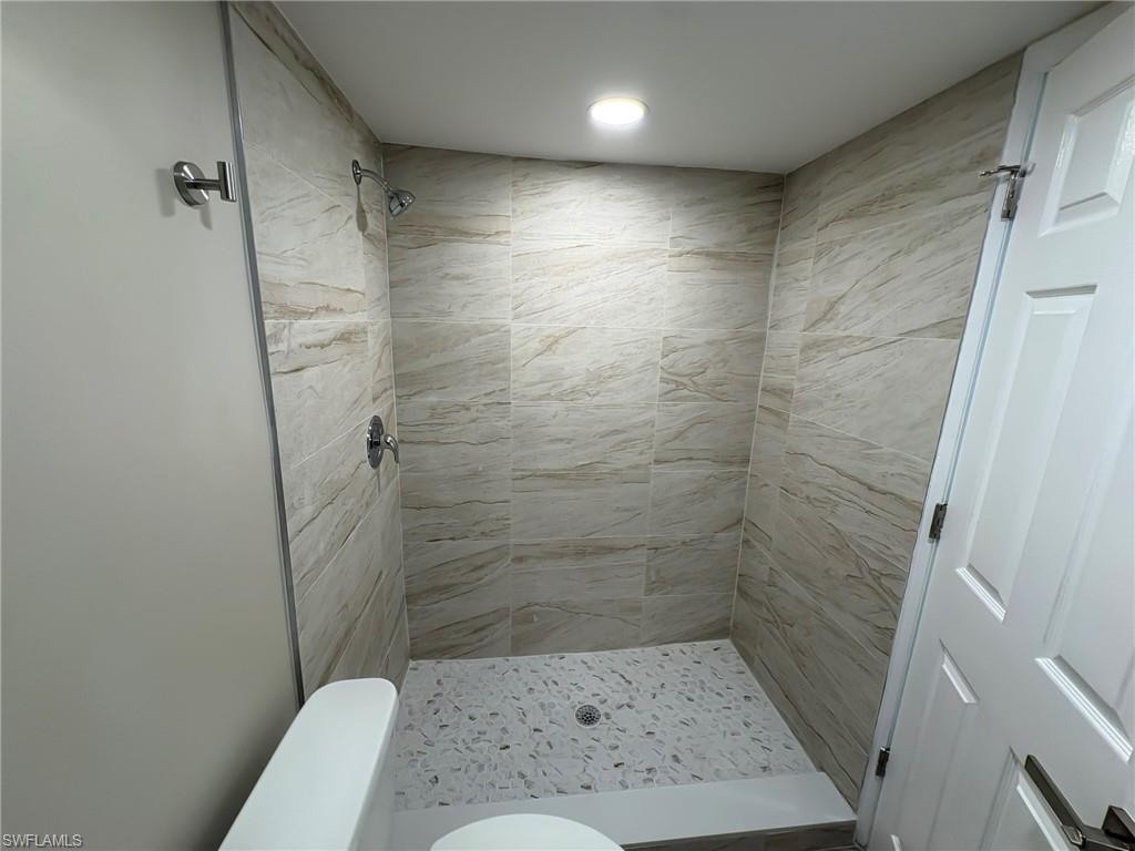 1740 Pine Valley Dr 115 Property Photo 19