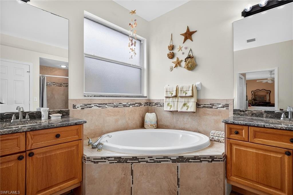 11237 Lakeland Cir Property Photo 14