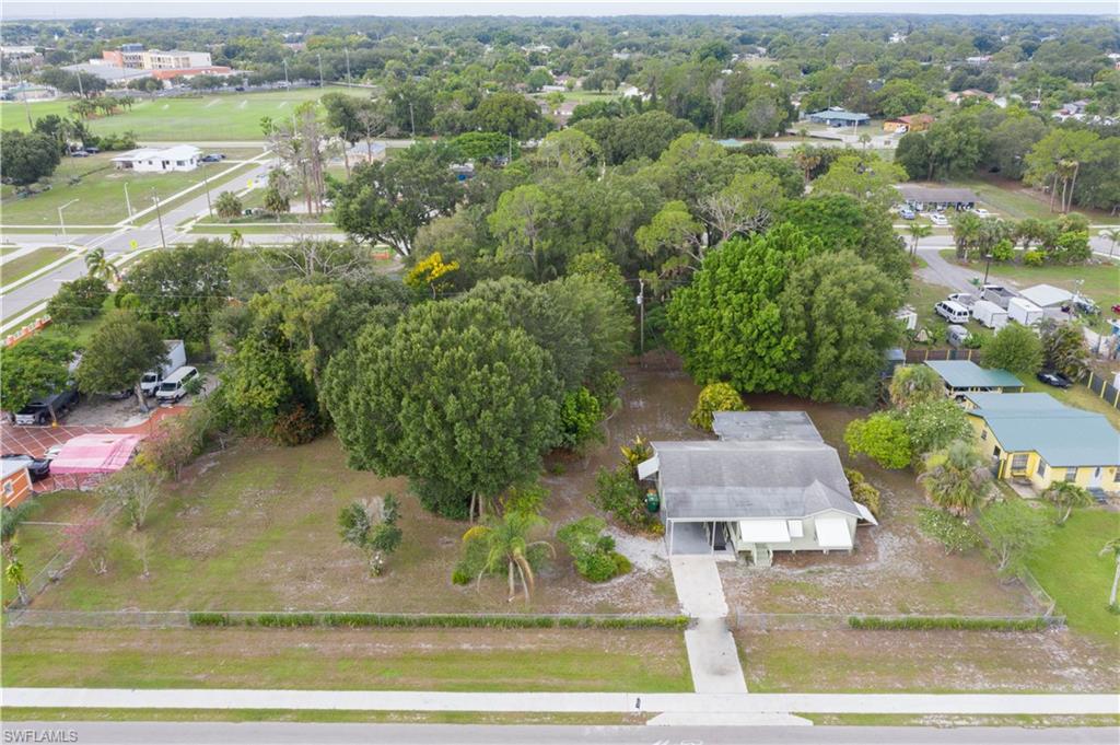 507 Jefferson Ave W Property Photo 2