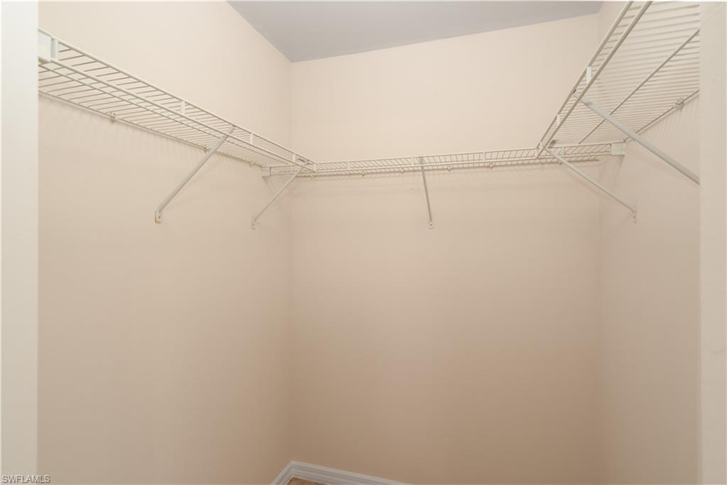 546 Sherwood Ave S Property Photo 13