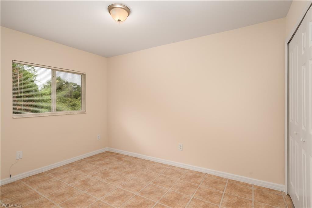546 Sherwood Ave S Property Photo 14