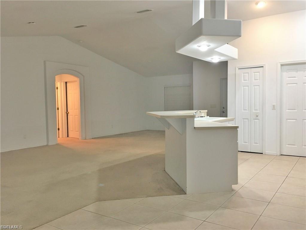 2221 Sw 8th Pl Property Photo 3