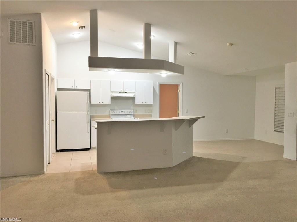 2221 Sw 8th Pl Property Photo 5