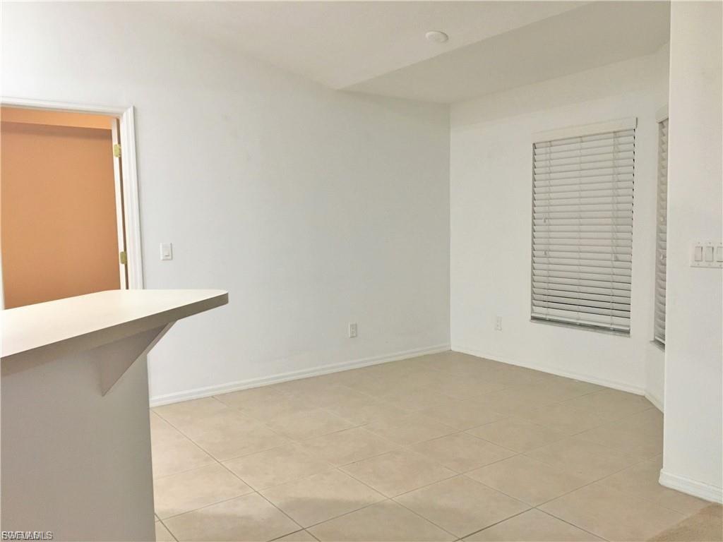 2221 Sw 8th Pl Property Photo 12