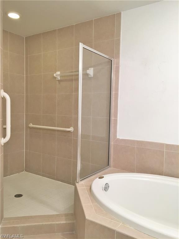 2221 Sw 8th Pl Property Photo 16