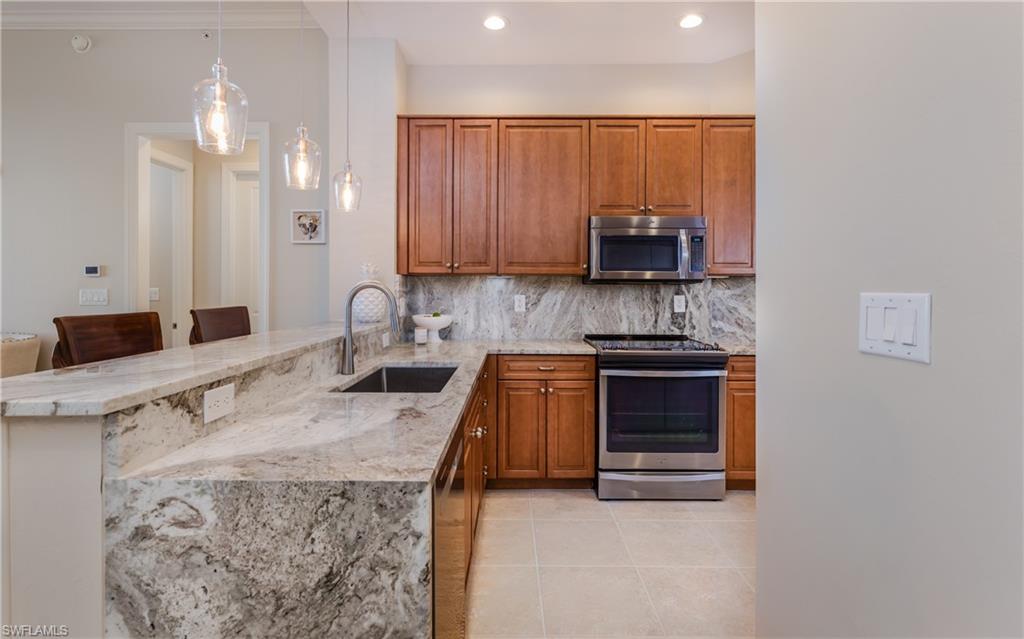 5781 Cape Harbour Dr 1405 Property Photo 7