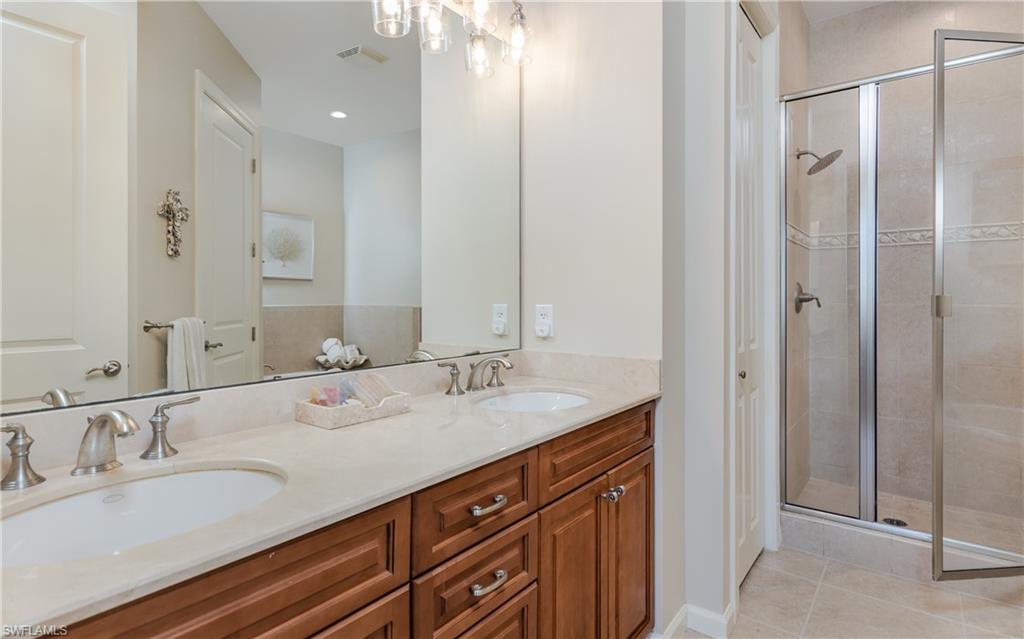 5781 Cape Harbour Dr 1405 Property Photo 12