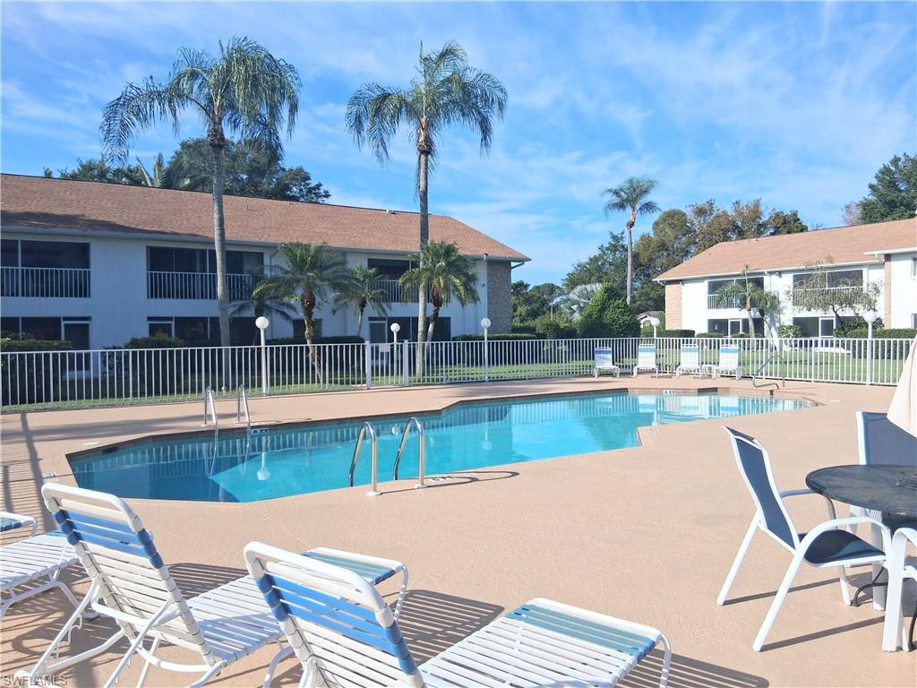 59 Camelot Gardens Blvd 109 Property Photo 22