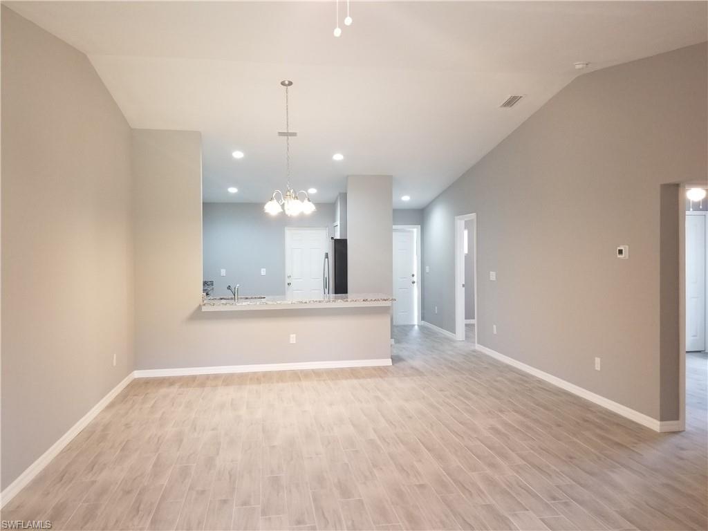 8527 Agate St Property Photo 3