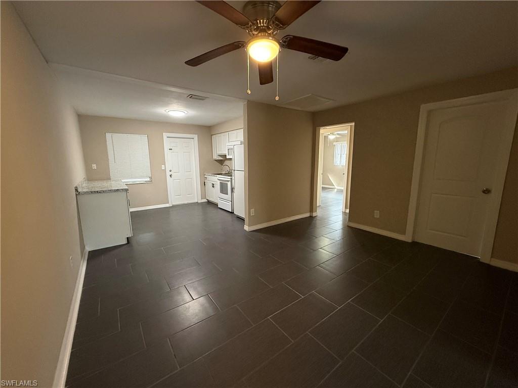 329 Tudor Dr R Property Photo 12