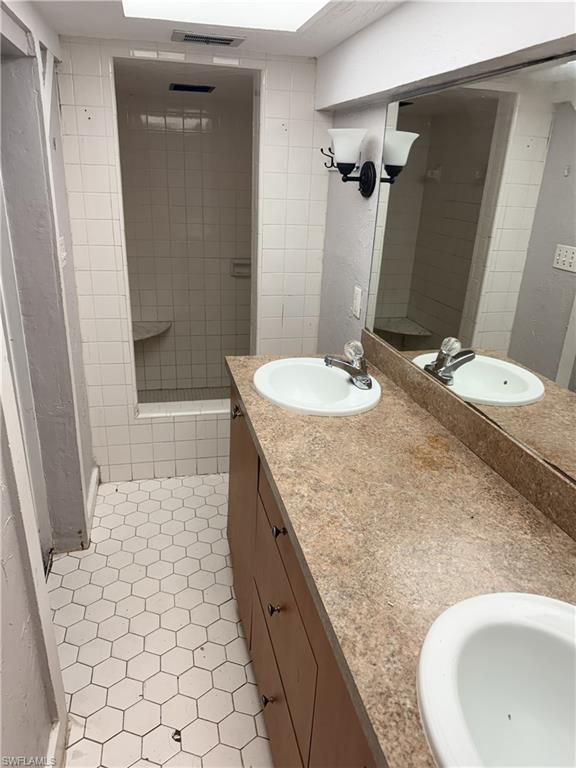 3955 Seminole Ave Property Photo 5