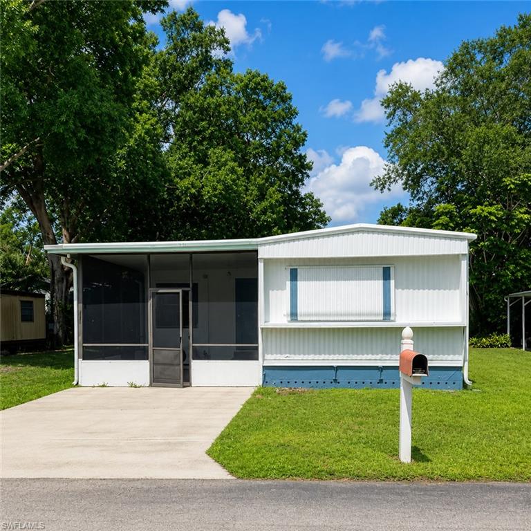 316 W Buell DR Property Photo 1
