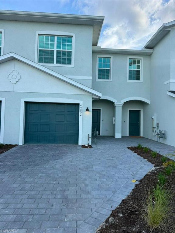 44292 Caraton TER Property Photo 1