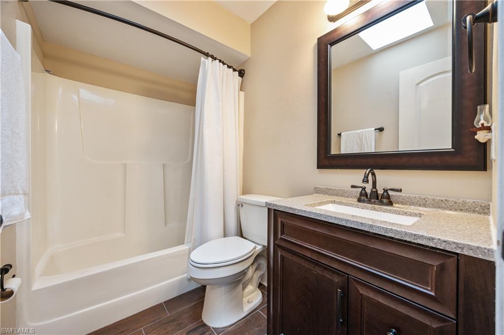 250 Ne 10th Pl Property Photo 20