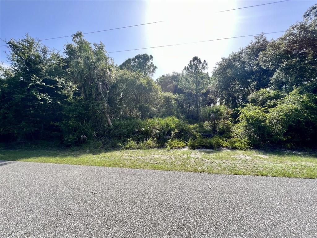 2111 Fernwood ST Property Photo 1
