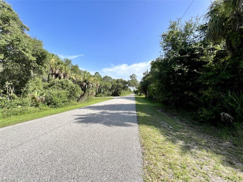2111 Fernwood St Property Photo 2