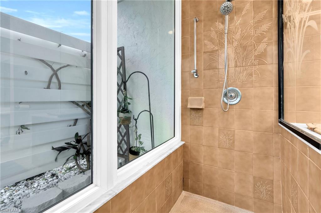 13808 River Forest Dr Property Photo 17