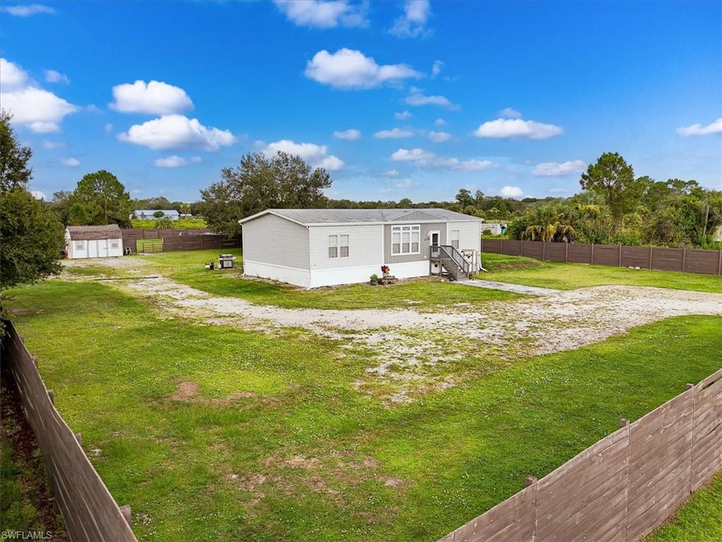 375 N Estribo St Property Photo 39