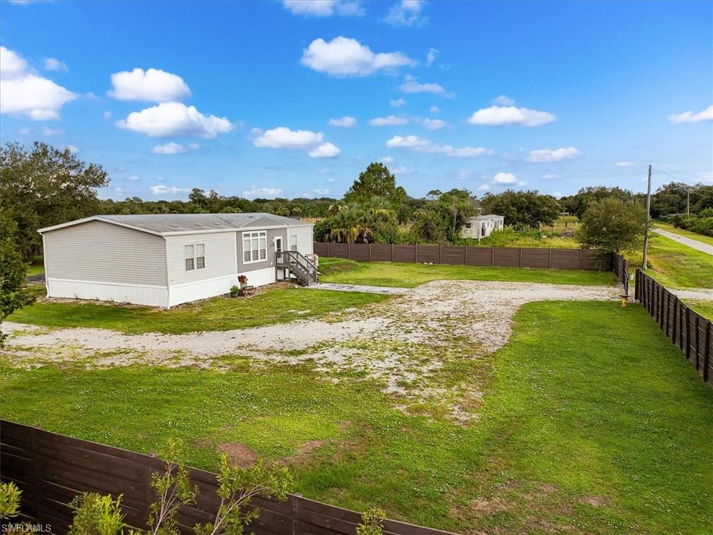 375 N Estribo St Property Photo 40