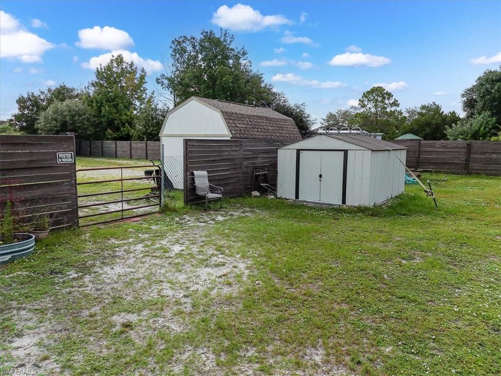 375 N Estribo St Property Photo 48